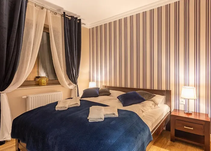 Comfort Stone Hill *